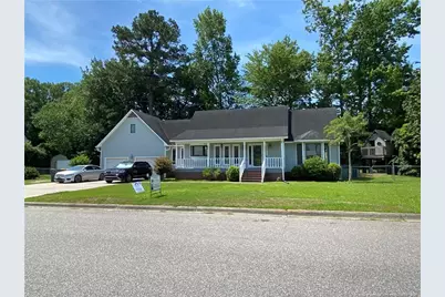 216 Stirling Drive, Lumberton, NC 28358 - Photo 3