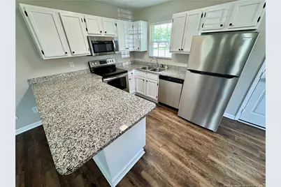 503 E 18th Street, Lumberton, NC 28358 - Photo 11