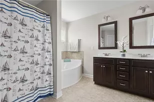 820 Leah St, Fayetteville, NC 28312 - Photo 17