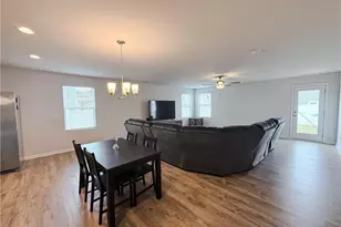 127 Arlington Dr, Raeford, NC 28376 - Photo 5