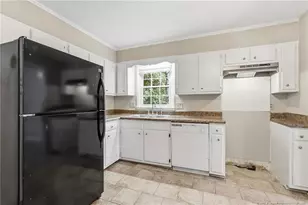 1902 Paisley Ave, Fayetteville, NC 28306 - Photo 11