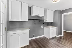 5572 Nix Rd, Fayetteville, NC 28314 - Photo 9