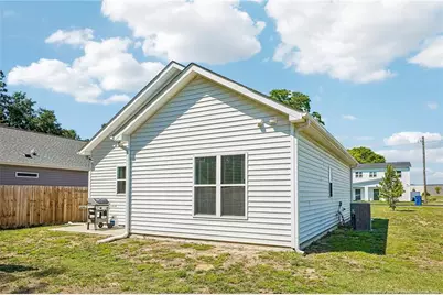 1020 E Harnett Street, Dunn, NC 28334 - Photo 23