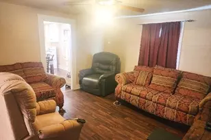 2013 W 5th St, Lumberton, NC 28358 - Photo 5