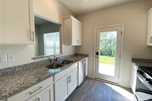 112 Starlight St, Sanford, NC 27330 - Photo 7
