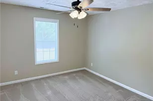 390 Bubble Creek Ct, Fayetteville, NC 28311 - Photo 13