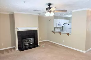 390 Bubble Creek Ct, Fayetteville, NC 28311 - Photo 7