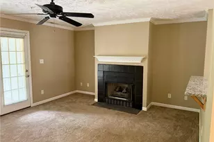 390 Bubble Creek Ct, Fayetteville, NC 28311 - Photo 7