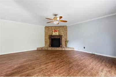 6859 Timbercroft Lane, Fayetteville, NC 28314 - Photo 7