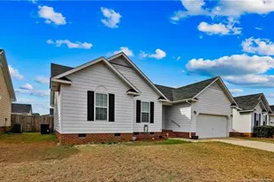 2232 Cliff Swallow Drive, Fayetteville, NC 28306 - Photo 3