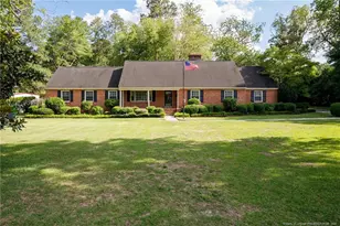 209 W Prospect Ave, Raeford, NC 28376 - Photo 1