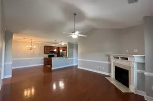 411 Gallery Dr, Spring Lake, NC 28390 - Photo 9