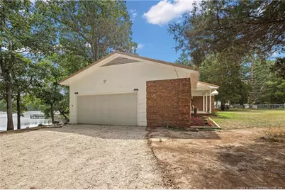 113 Lakeview Drive, Red Springs, NC 28377 - Photo 3