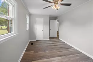 113 Lakeview Dr, Red Springs, NC 28377 - Photo 15