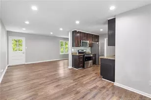 1812 Swann St, Fayetteville, NC 28303 - Photo 7