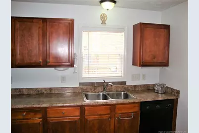 1607 Silver Ridge Court, Fayetteville, NC 28304 - Photo 5