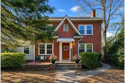 207 Hillcrest Avenue, Fayetteville, NC 28305 - Photo 1