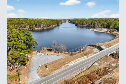 1083 Strickland Bridge Road, Fayetteville, NC 28304 - Photo 25