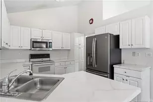 156 Kensington Wy, Aberdeen, NC 28315 - Photo 15
