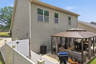 916 Bridlemine Dr, Fuquay Varina, NC 27526 - Photo 39