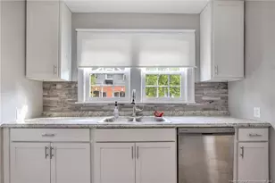 220 Bethune St, Fayetteville, NC 28305 - Photo 11
