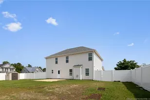 549 Bellgrove Dr, Hope Mills, NC 28348 - Photo 5