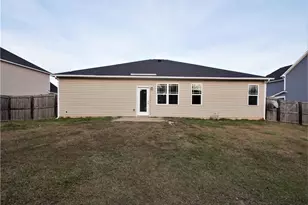 140 Meherrin Loop, Raeford, NC 28376 - Photo 3
