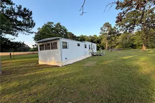 744 Patterson Rd, Broadway, NC 27505 - Photo 17