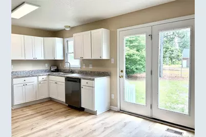 3323 Donnett Court, Spring Lake, NC 28390 - Photo 9