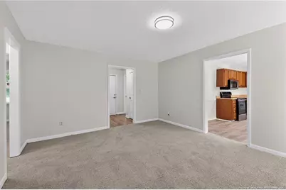 6509 Sudbury Drive, Fayetteville, NC 28304 - Photo 9
