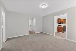 6509 Sudbury Dr, Fayetteville, NC 28304 - Photo 9