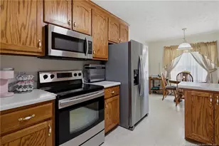 6016 Woodspring Dr, Hope Mills, NC 28348 - Photo 21