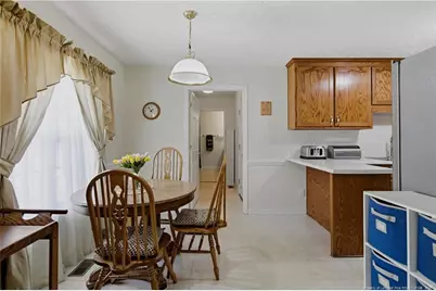 6016 Woodspring Drive, Hope Mills, NC 28348 - Photo 15