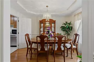 6016 Woodspring Dr, Hope Mills, NC 28348 - Photo 9