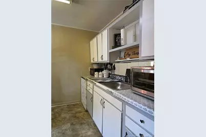 919 Fleetwood Drive, Fayetteville, NC 28305 - Photo 33