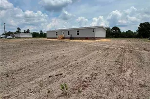 2735 Emma Jane Rd, Saint Pauls, NC 28384 - Photo 25