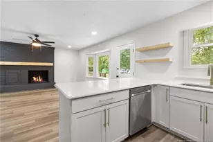 955 Pepperwood Dr, Fayetteville, NC 28311 - Photo 13