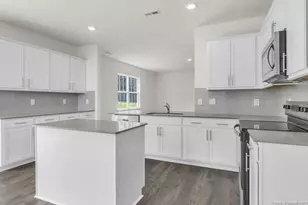 719 Lazy Elm Ln, Aberdeen, NC 28315 - Photo 11