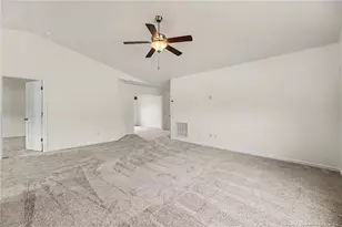 103 Sampson Ct, Selma, NC 27576 - Photo 9