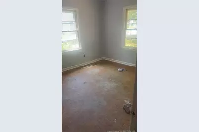 1122 S Pine Street, Laurinburg, NC 28352 - Photo 3