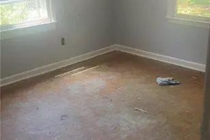 1122 S Pine St, Laurinburg, NC 28352 - Photo 3
