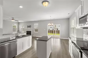 206 Pendleton St, Raeford, NC 28376 - Photo 21