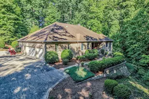 288 Fairway Ln, Sanford, NC 27332 - Photo 3