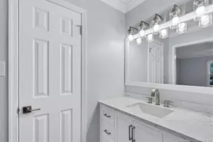 1301 E 10th St, Lumberton, NC 28358 - Photo 23