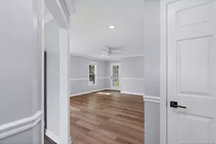 1301 E 10th St, Lumberton, NC 28358 - Photo 11
