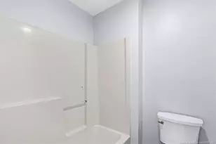 1301 E 10th St, Lumberton, NC 28358 - Photo 27