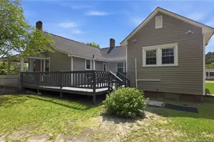 423 E Edinborough Ave, Raeford, NC 28376 - Photo 23