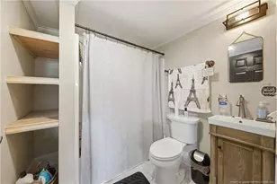 423 E Edinborough Ave, Raeford, NC 28376 - Photo 5