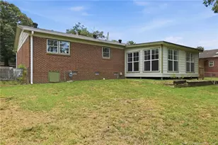 406 Lansdowne Rd, Fayetteville, NC 28314 - Photo 3