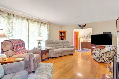 507 W 23rd Street, Lumberton, NC 28358 - Photo 9